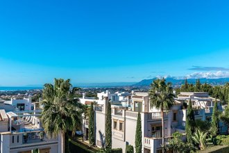 Townhouse with Sea Views for sale in Sierra Blanca