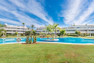 Frontline Golf Apartment for sale in Los Granados Golf