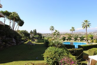 Apartment with Sea Views for sale in Magna Marbella