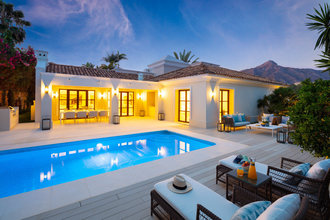 Frontline Golf Villa for sale in Las Brisas