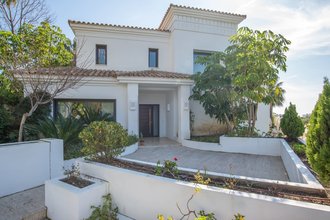 Modern Villa for sale in Las Lomas del Marbella Club