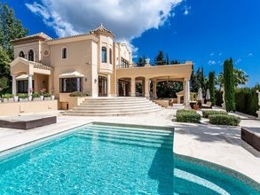 Villa with Sea Views for sale in Sierra Blanca