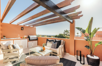 Townhouse with Sea Views for sale in Aloha