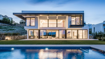 Frontline Golf Villa for sale in La Alqueria