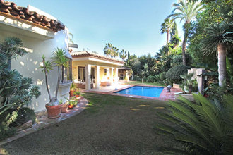 Villa in Estepona