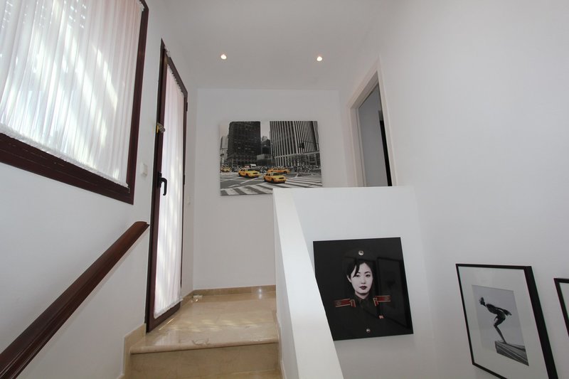 3 Bed 3 Bath Penthouse for sale in New Golden Mile - R3553204