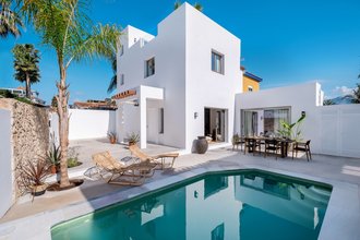 Villa with Sea Views for sale in San Pedro Alcantara